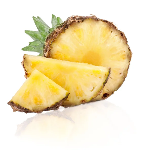 Juicy slices of pineapple fruits — Stock Photo, Image