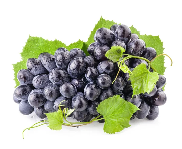 Dojrzałe winogrona z liści — Zdjęcie stockowe
