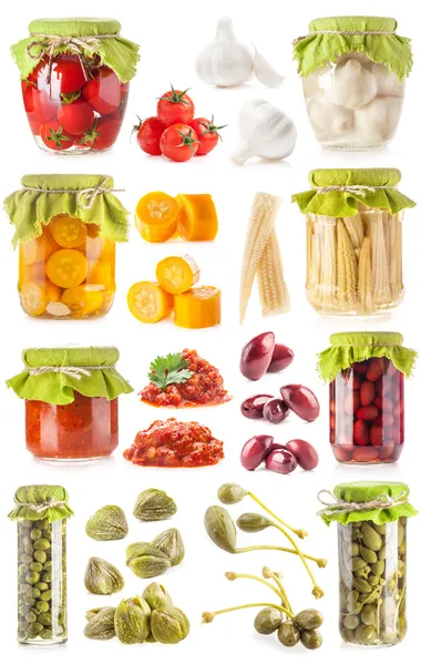 Collecties van geconserveerde groenten in glazen pot — Stockfoto