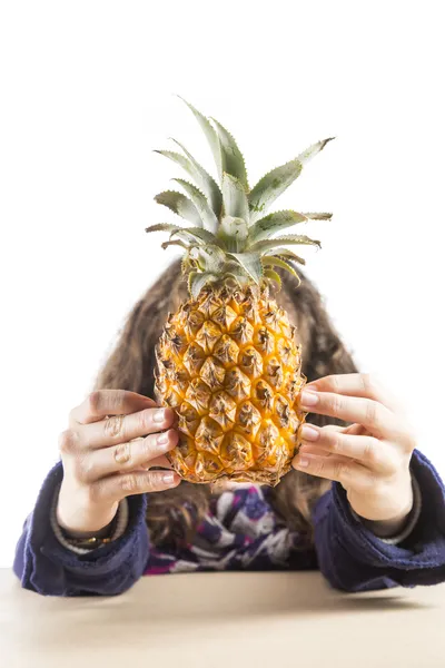 Teen with pineapple — Stock Photo, Image