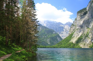 Bavyera Alpleri'nde Konigsee Gölü
