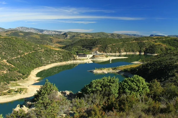 Pyrenees - reservoir — Stock Photo, Image