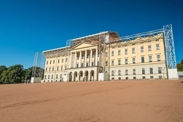 Królewski pałac oslo — Zdjęcie stockowe