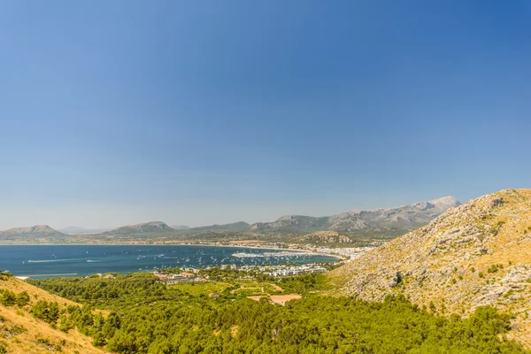 Vista sobre Port de Pollenca Mallorca — Foto de Stock