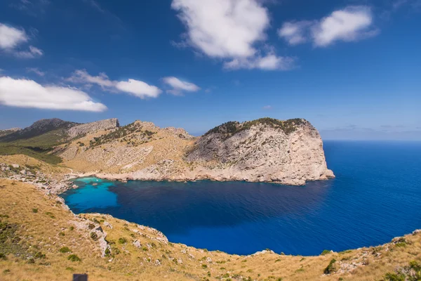 Vista romántica de la bahía Formentor — Foto de Stock