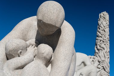 Vigeland park heykeller anne