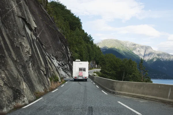 Yol karavan — Stok fotoğraf