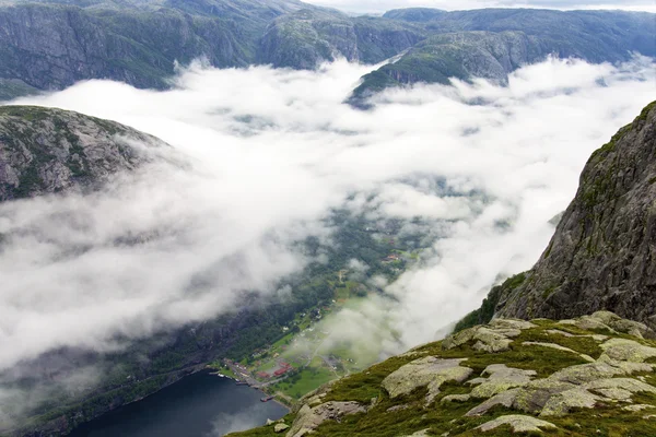 Vila perto de Kjerag — Fotografia de Stock