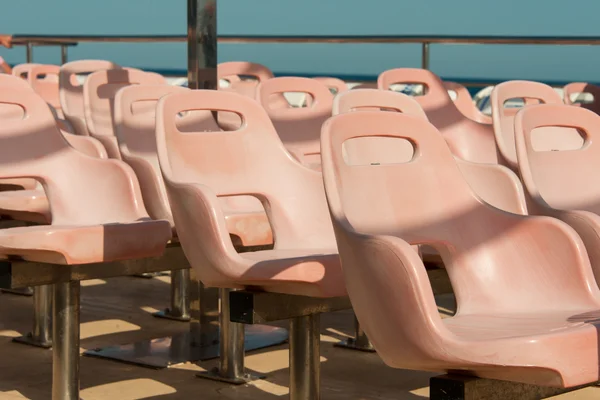 Grupo og assentos de plástico — Fotografia de Stock