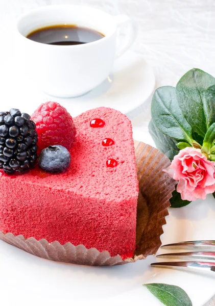 Heart shaped cake — Stock Photo, Image