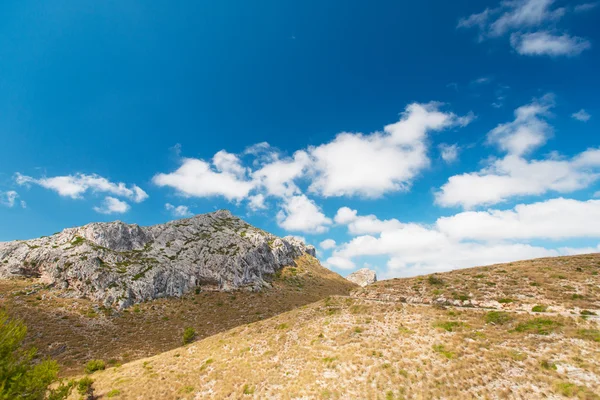 Vista de las montañas en Mallorca España — Foto de Stock