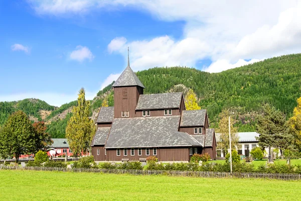 Chiesa del villaggio in Scandinavia — Foto Stock