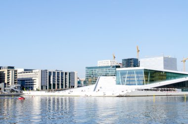 Oslo opera binası