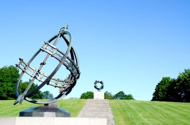 güneş saati şık park oslo Norveç