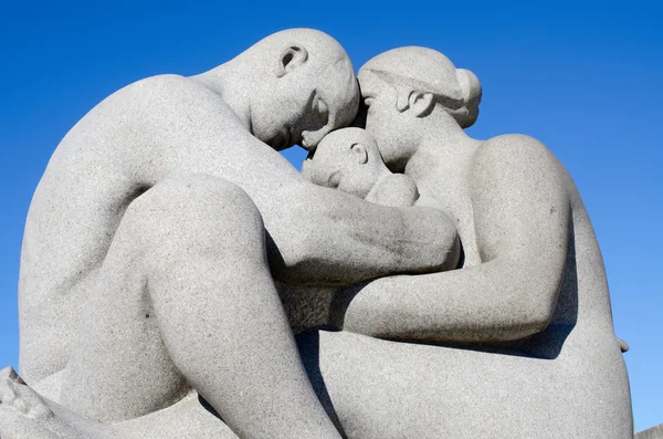 Statue im frogner park oslo norwegen — Stockfoto