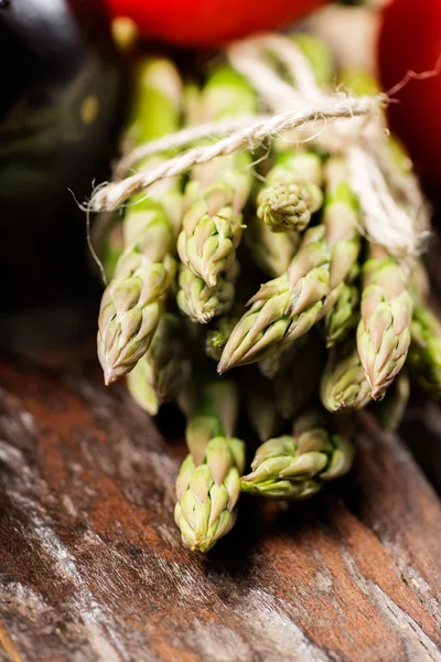 Frischer Spargel — Stockfoto