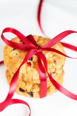 Çikolata parçacıklı kurabiye.