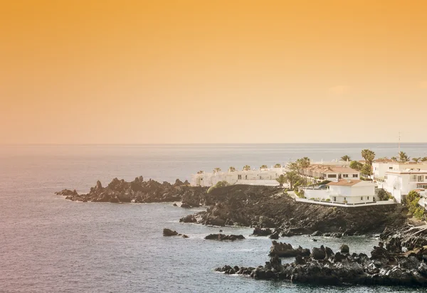 Costa de Tenerife pequena aldeia — Fotografia de Stock