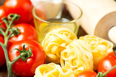 Yemek yapmak için malzemeler