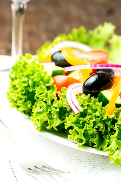 Салат с овощами — стоковое фото