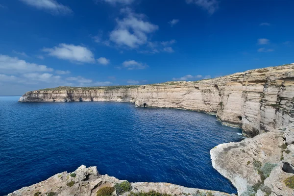 Scogliere bianche dell'isola di Gozo — Foto Stock