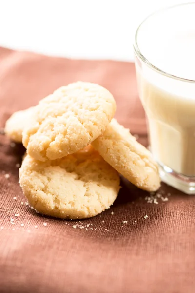 Cookies och mjölk — Stockfoto