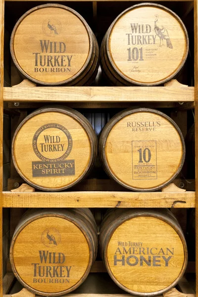 Producten van wild Turkije bourbon distilleerderij — Stockfoto