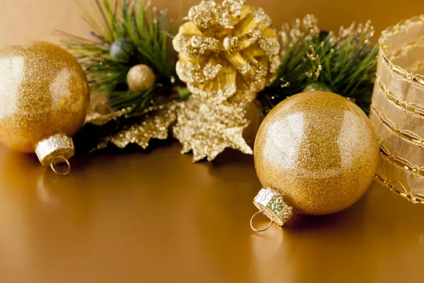 Golden Christmas bakgrund — Stockfoto