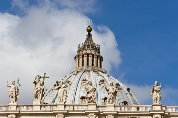 Topp St peter basilikan, Vatikanen, Rom, Italien — Stockfoto
