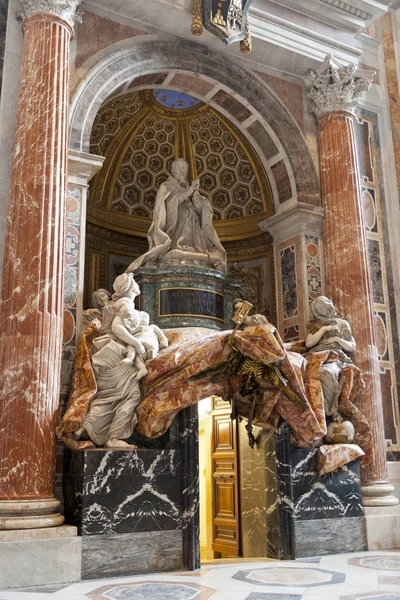 Denkmal für alexander vii in der basilika vatican in rom. — Stockfoto