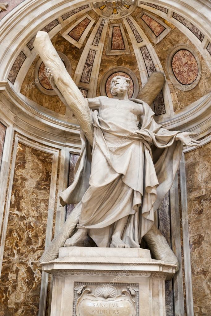 estatua de San Andrés en la Basílica del Vaticano en Roma — Foto de