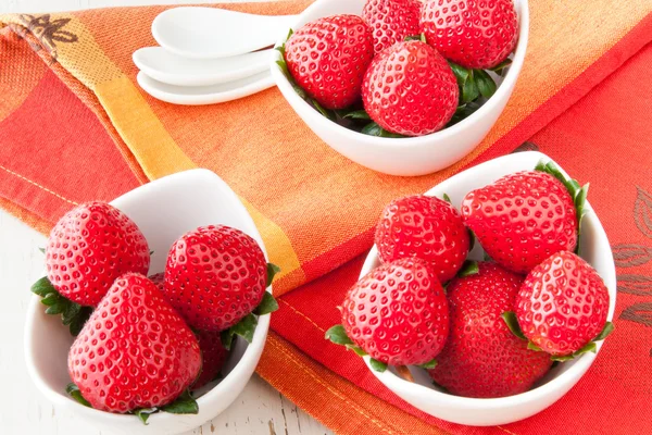 Fresh strawberries — Stock Photo, Image