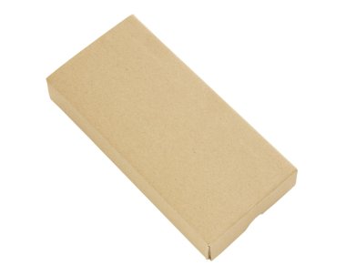 Karton kutu kırpma yolu olan beyaz bir arkaplanda izole edildi