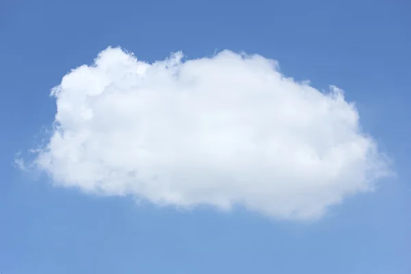 Mavi gökyüzü ile tek bulut — Stok fotoğraf