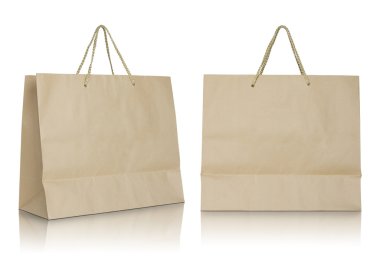 beyaz zemin üzerinde kahverengi kağıt torba