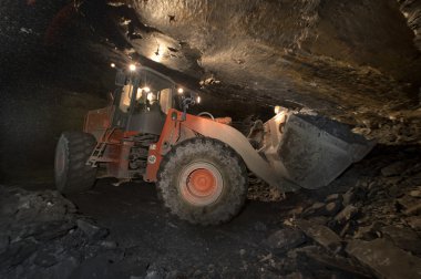 kayrak Cenova, tipik ligurian taş yakınındaki bir maden