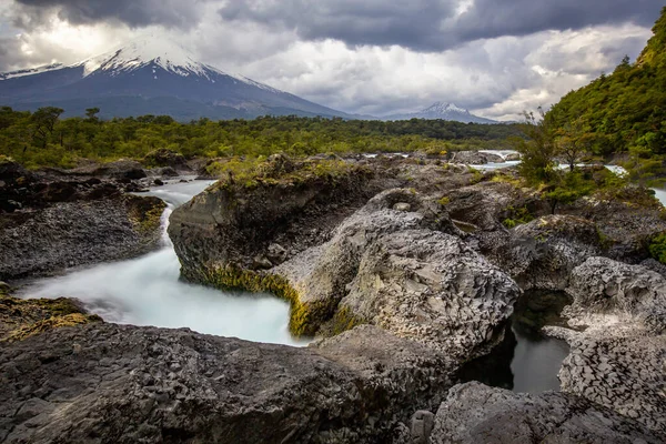 Beautiful Patagonian Waterfall Forest Lit Rising Sun Patagonia — Stockfoto