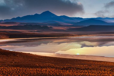 Piedras Rojas (Kızıl Kayalar), Deserto do Atacama (Atacama Çölü), Şili