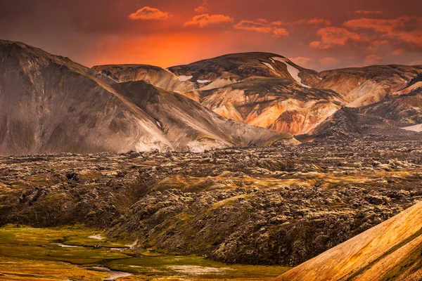 Landskapsutsikt Över Landmannalaugar Färgglada Berg Och Glaciär Island — Stockfoto