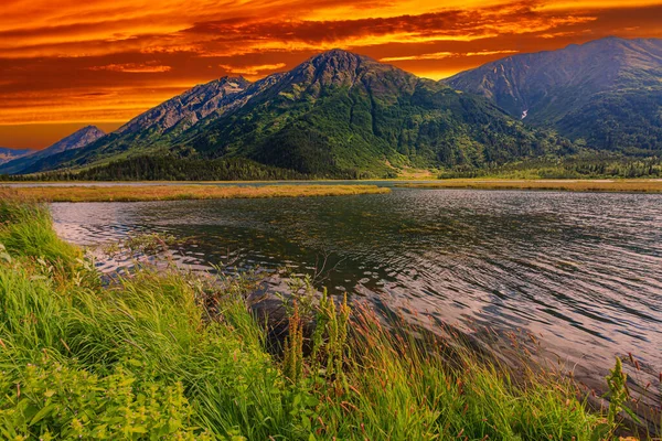 Picturesque Mountains Alaska Summer Snow Covered Massifs Glaciers Rocky Peaks — Stock Photo, Image