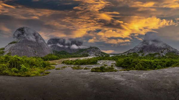 Guaina Colombia Big Amazing Mountain — Stockfoto