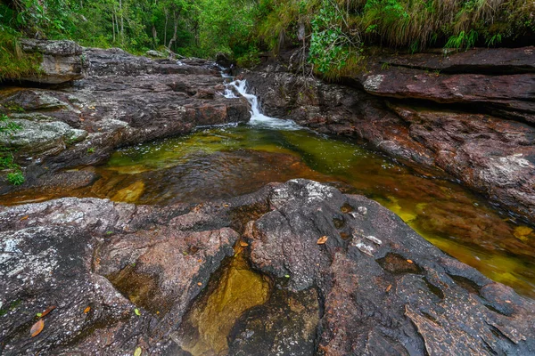 Річка Веселка Або Річка Ятьма Кольорами Колумбії Одним Найкрасивіших Природних — стокове фото