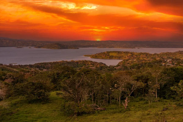 Kosta Rika Nın Güzel Manzarası Yağmur Ormanları Dağlar Nehirler Şelaleler — Stok fotoğraf