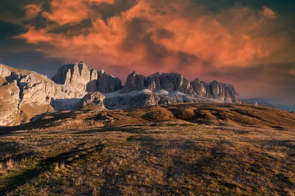Hermosa Puesta Sol Las Montañas Italianas Dolomiti Europa — Foto de Stock