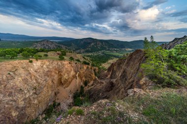 Güneydoğu Avrupa, Bulgaristan 'daki Rhodopes Dağları