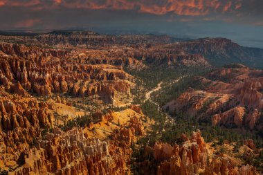 Southwest usa Bryce Canyon National Park (a rocky town of red-rose towers and needles in a closed amphitheater)
