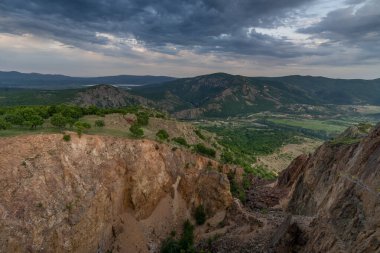 Güneydoğu Avrupa, Bulgaristan 'daki Rhodopes Dağları