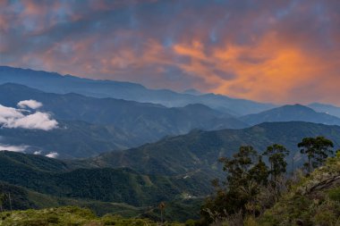 Sunrise over the mountains of the Sierra Nevada de Santa Marta on the way to Lost City