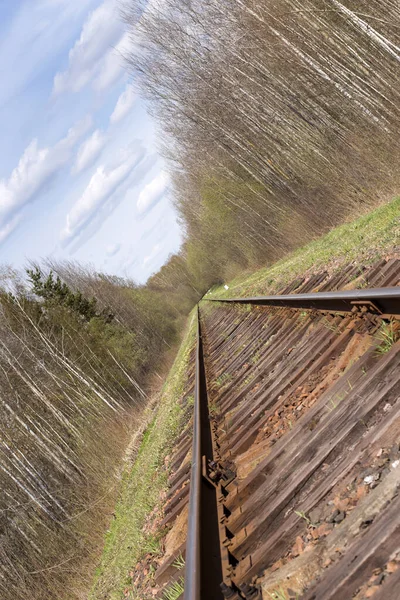 鉄道は遠くへ向かっている。 — ストック写真