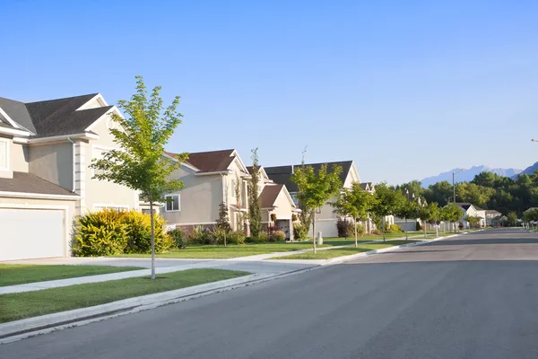 Clean, Idyllic, Peaceful Neighborhood — Stock Photo, Image